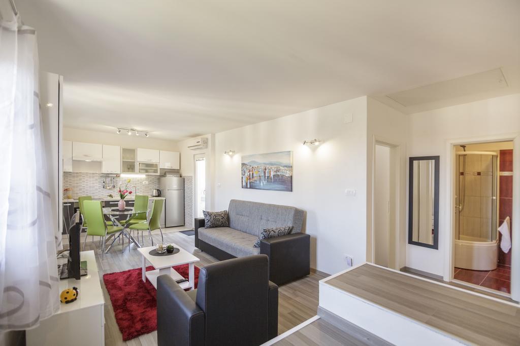 Apartman Jurica 코미자 외부 사진