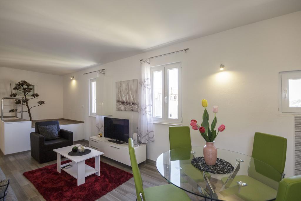 Apartman Jurica 코미자 외부 사진